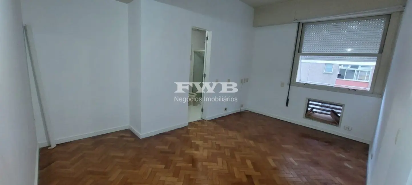 Foto 9 de Apartamento com 4 quartos à venda, 152m2 em Leblon, Rio De Janeiro - RJ
