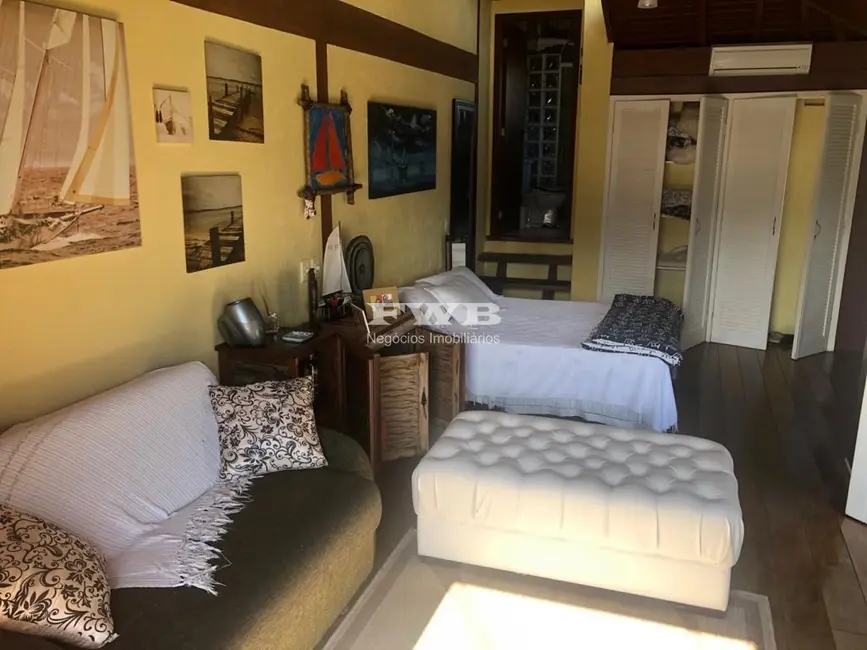 Foto 2 de Casa de Condomínio com 5 quartos à venda e para alugar, 1680m2 em Bracuí (Cunhambebe), Angra Dos Reis - RJ