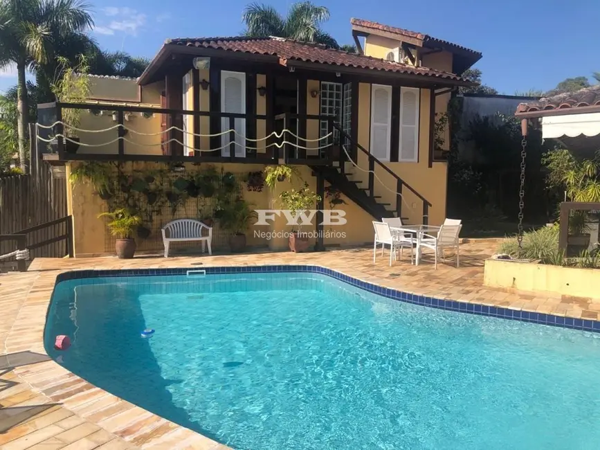 Foto 1 de Casa de Condomínio com 5 quartos à venda e para alugar, 1680m2 em Bracuí (Cunhambebe), Angra Dos Reis - RJ