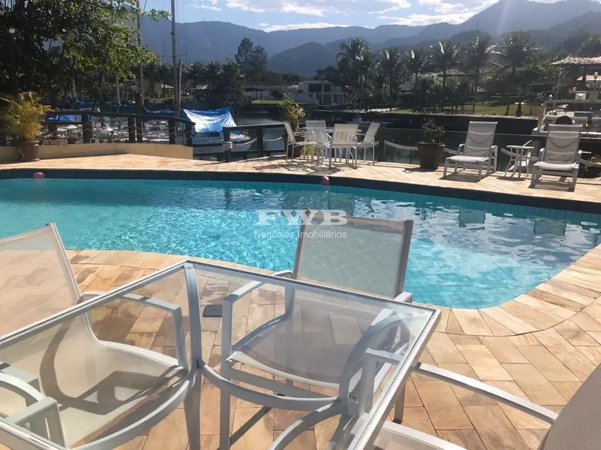 Casa de Condomínio com 5 quartos à venda e para alugar, 1680m2 em Bracuí (Cunhambebe), Angra Dos Reis - RJ - imagem 9 Foto 9 de Casa de Condomínio com 5 quartos à venda e para alugar, 1680m2 em Bracuí (Cunhambebe), Angra Dos Reis - RJ
