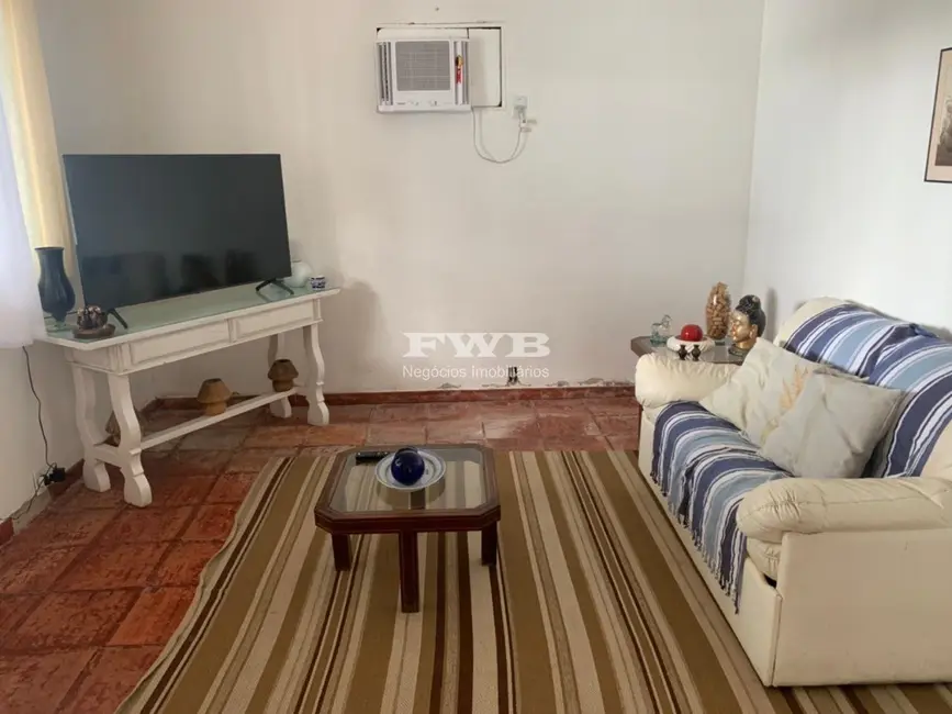 Casa de Condomínio com 5 quartos para alugar, 380m2 em Vila Velha, Angra Dos Reis - RJ - imagem 8 Foto 8 de Casa de Condomínio com 5 quartos para alugar, 380m2 em Vila Velha, Angra Dos Reis - RJ