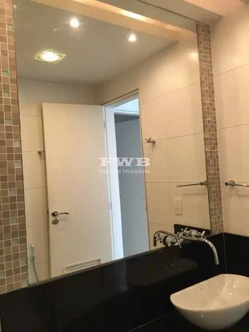 Foto 9 de Apartamento com 3 quartos à venda, 143m2 em Humaitá, Rio De Janeiro - RJ