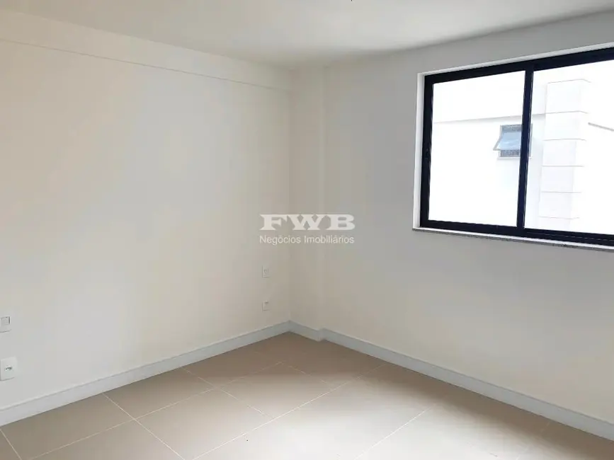 Foto 6 de Apartamento com 2 quartos à venda, 72m2 em Itaipava, Petropolis - RJ