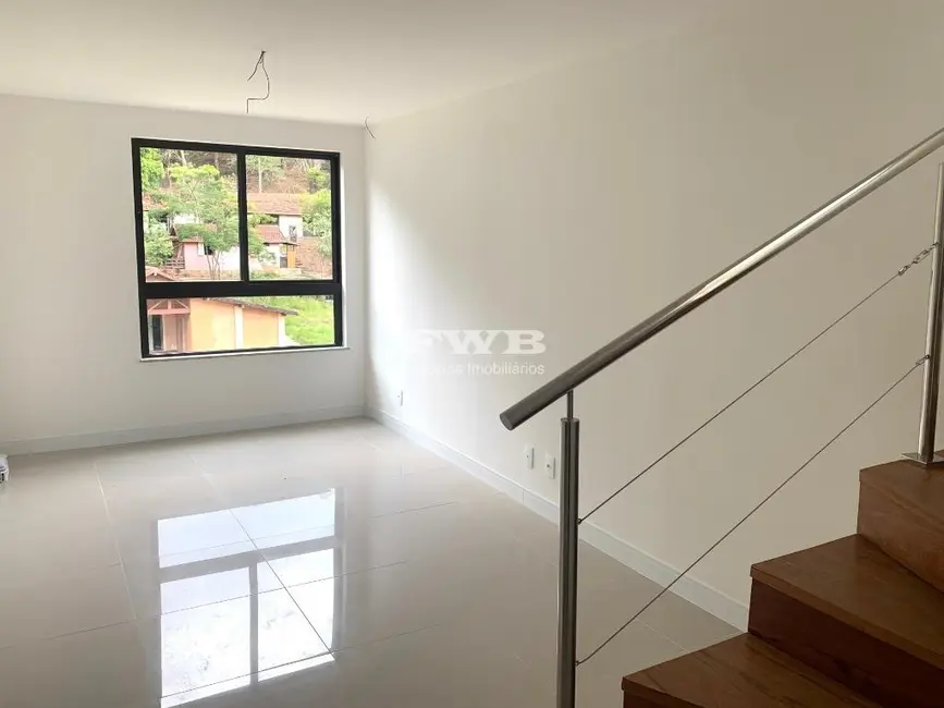 Foto 1 de Cobertura com 1 quarto à venda, 90m2 em Itaipava, Petropolis - RJ