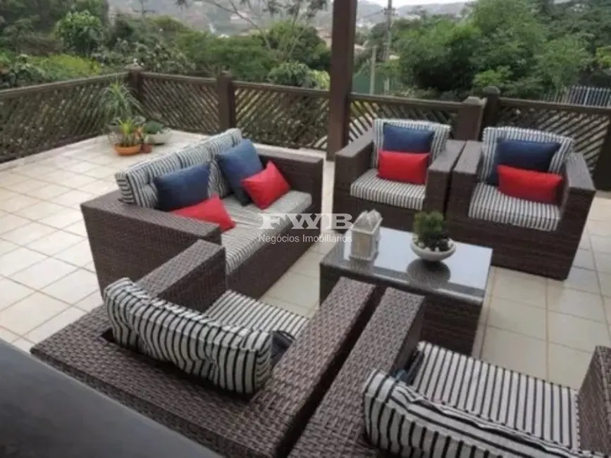 Foto 8 de Casa com 6 quartos à venda, 400m2 em Armacao Dos Buzios - RJ