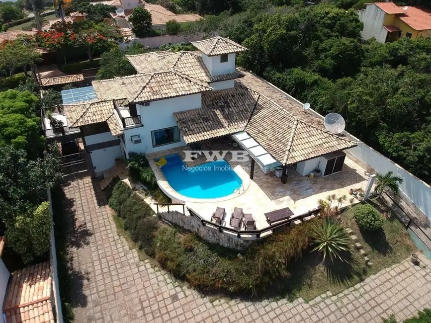 Foto 1 de Casa com 6 quartos à venda, 400m2 em Armacao Dos Buzios - RJ