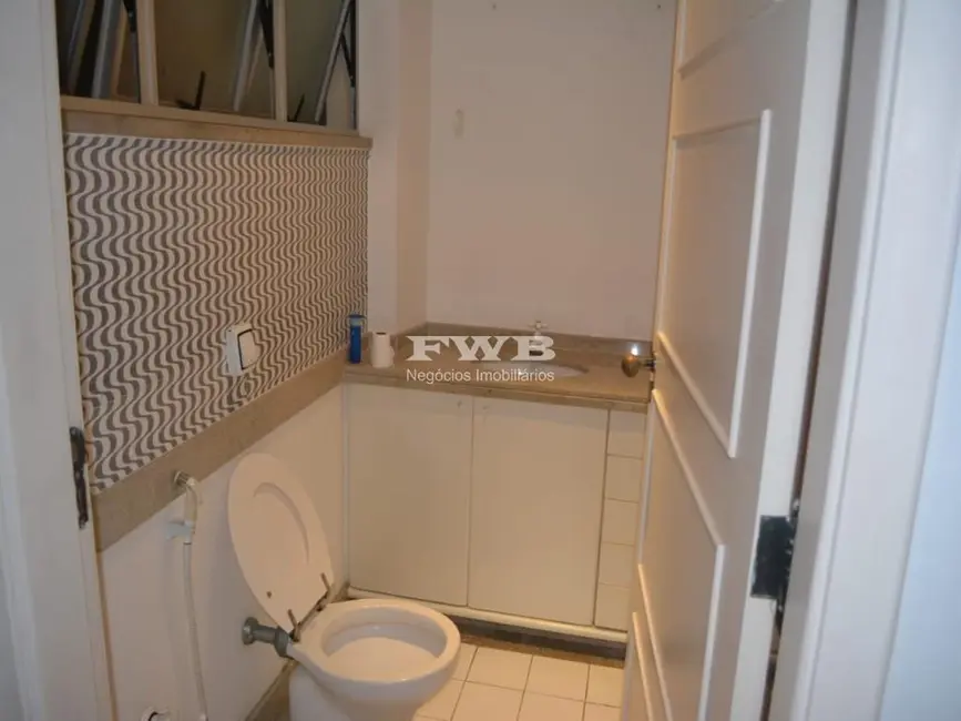 Apartamento com 4 quartos à venda, 311m2 em Copacabana, Rio De Janeiro - RJ - imagem 7 Foto 7 de Apartamento com 4 quartos à venda, 311m2 em Copacabana, Rio De Janeiro - RJ