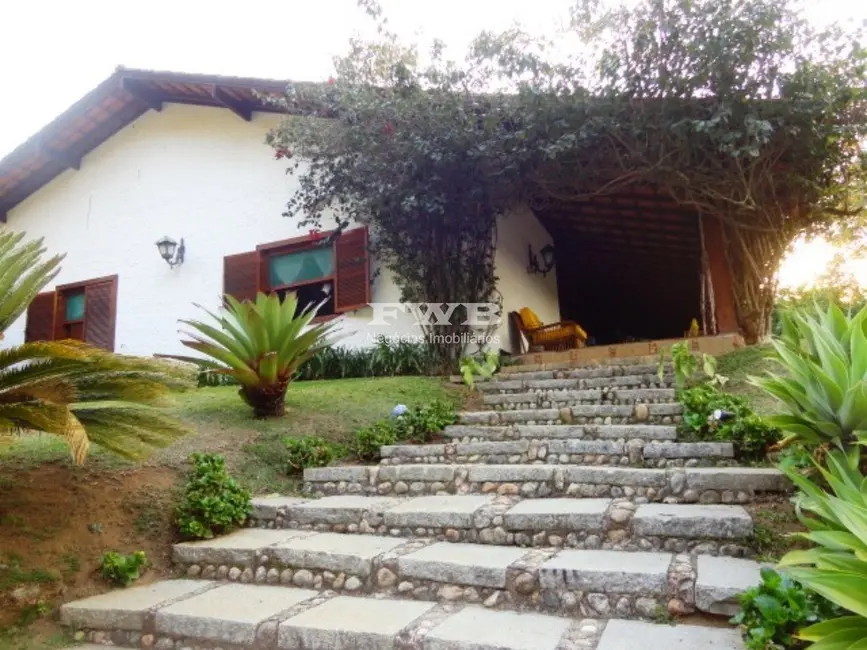 Foto 4 de Casa com 7 quartos à venda, 670m2 em Golfe, Teresopolis - RJ