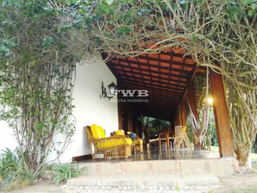 Foto 5 de Casa com 7 quartos à venda, 670m2 em Golfe, Teresopolis - RJ