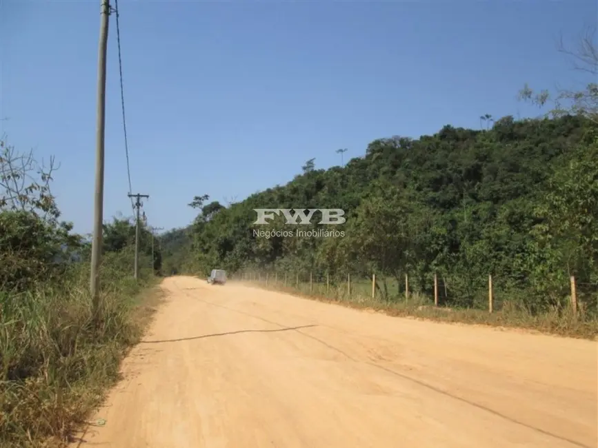 Foto 2 de Terreno / Lote à venda, 2608138m2 em Adrianópolis, Nova Iguacu - RJ