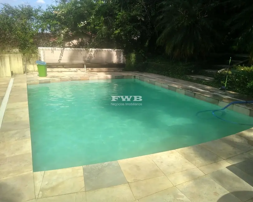 Casa com 4 quartos à venda, 800m2 em Cosme Velho, Rio De Janeiro - RJ - imagem 8 Foto 8 de Casa com 4 quartos à venda, 800m2 em Cosme Velho, Rio De Janeiro - RJ