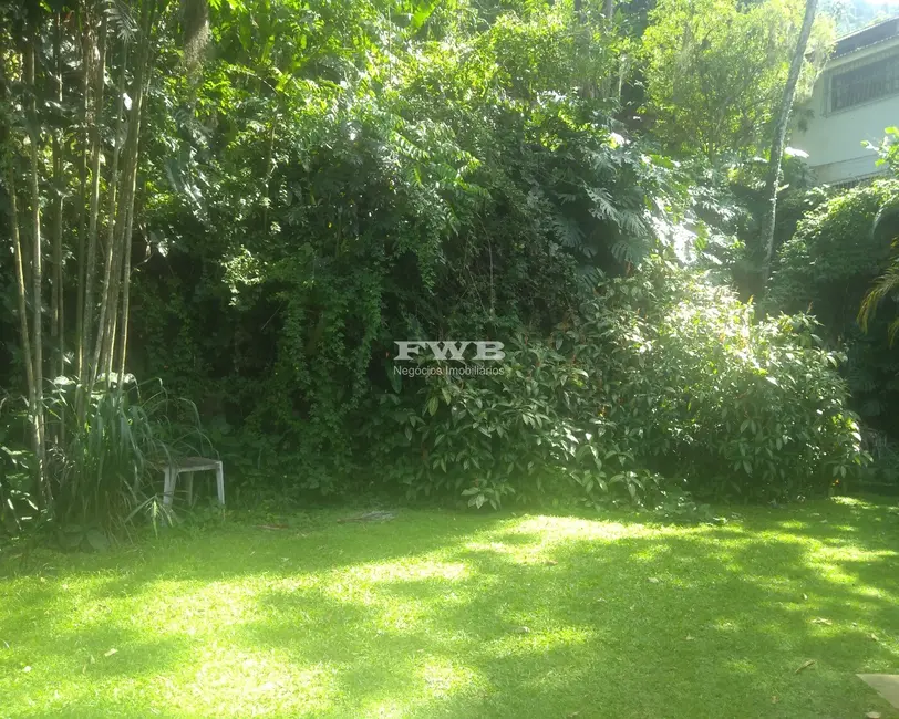 Casa com 4 quartos à venda, 800m2 em Cosme Velho, Rio De Janeiro - RJ - imagem 6 Foto 6 de Casa com 4 quartos à venda, 800m2 em Cosme Velho, Rio De Janeiro - RJ