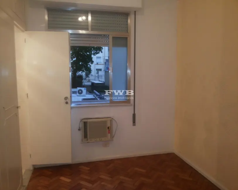 Foto 4 de Apartamento com 3 quartos à venda, 160m2 em Copacabana, Rio De Janeiro - RJ