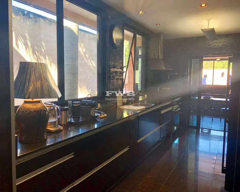 Casa com 6 quartos à venda, 560m2 em Jardim Botânico, Rio De Janeiro - RJ - imagem 9 Foto 9 de Casa com 6 quartos à venda, 560m2 em Jardim Botânico, Rio De Janeiro - RJ