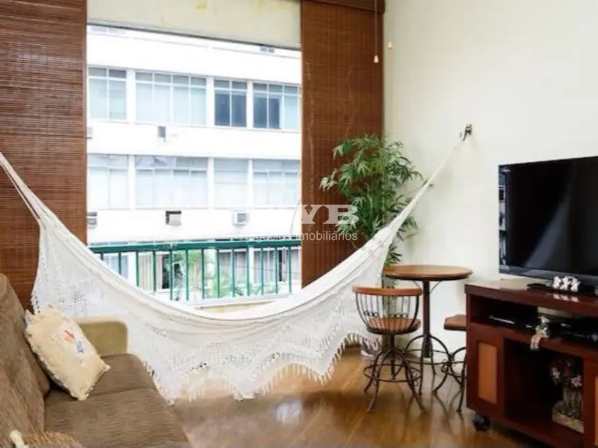 Foto 4 de Apartamento com 3 quartos à venda, 130m2 em Copacabana, Rio De Janeiro - RJ