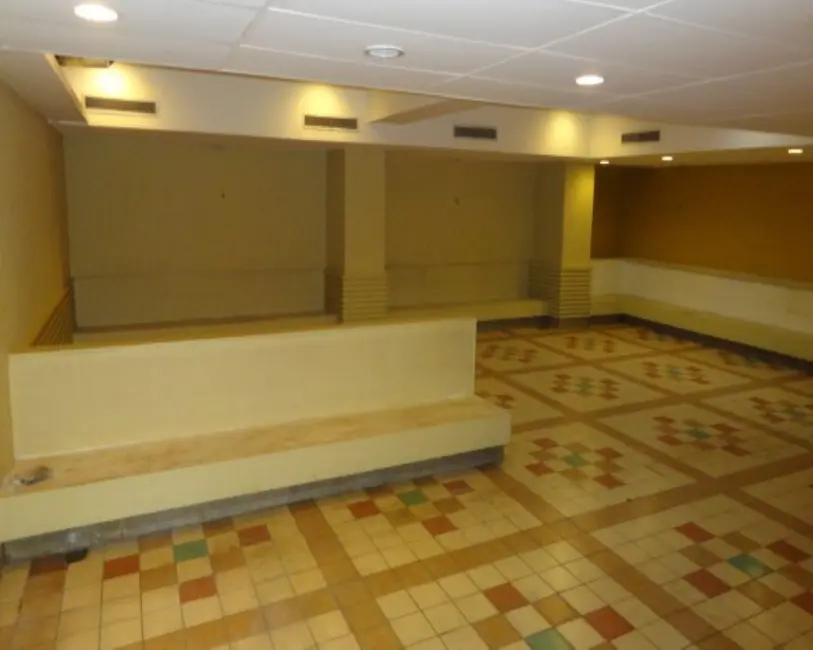 Loja à venda, 966m2 em Centro, Rio De Janeiro - RJ - imagem 4 Foto 4 de Loja à venda, 966m2 em Centro, Rio De Janeiro - RJ