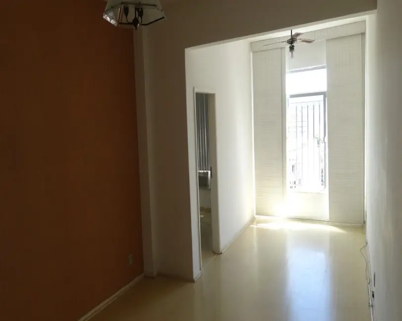 Apartamento com 2 quartos à venda, 80m2 em Maracanã, Rio De Janeiro - RJ - imagem 3 Foto 3 de Apartamento com 2 quartos à venda, 80m2 em Maracanã, Rio De Janeiro - RJ