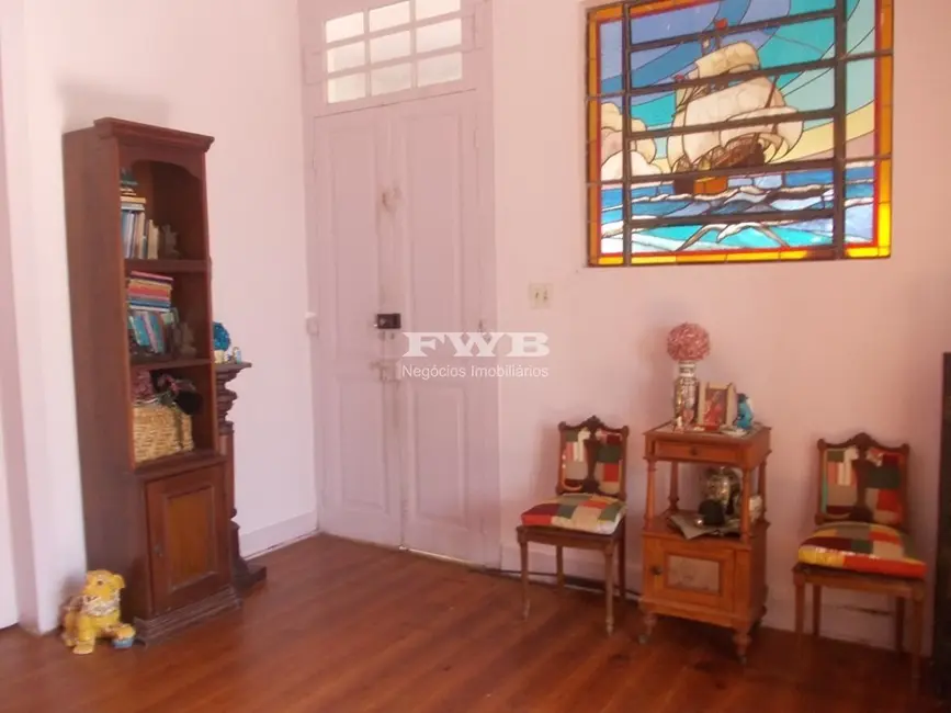 Casa com 6 quartos à venda, 800m2 em Centro, Petropolis - RJ - imagem 9 Foto 9 de Casa com 6 quartos à venda, 800m2 em Centro, Petropolis - RJ