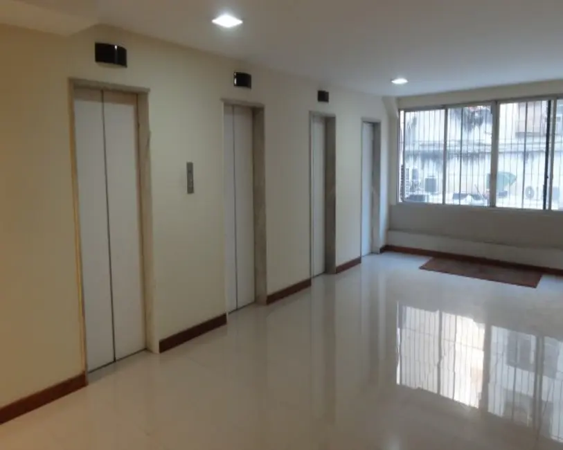 Sala Comercial à venda, 99m2 em Centro, Rio De Janeiro - RJ - imagem 6 Foto 6 de Sala Comercial à venda, 99m2 em Centro, Rio De Janeiro - RJ