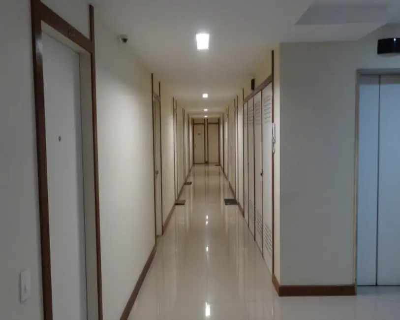 Sala Comercial à venda, 99m2 em Centro, Rio De Janeiro - RJ - imagem 7 Foto 7 de Sala Comercial à venda, 99m2 em Centro, Rio De Janeiro - RJ