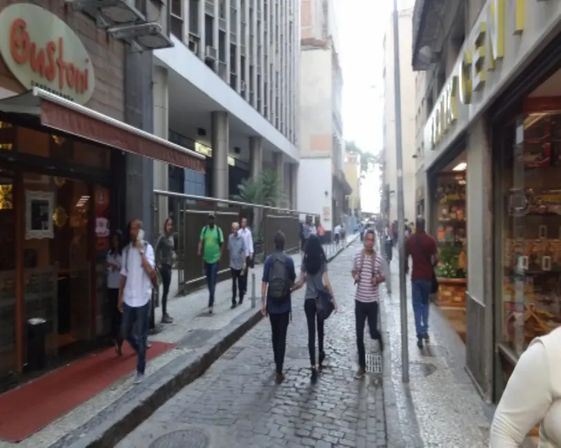 Sala Comercial à venda, 99m2 em Centro, Rio De Janeiro - RJ - imagem 3 Foto 3 de Sala Comercial à venda, 99m2 em Centro, Rio De Janeiro - RJ