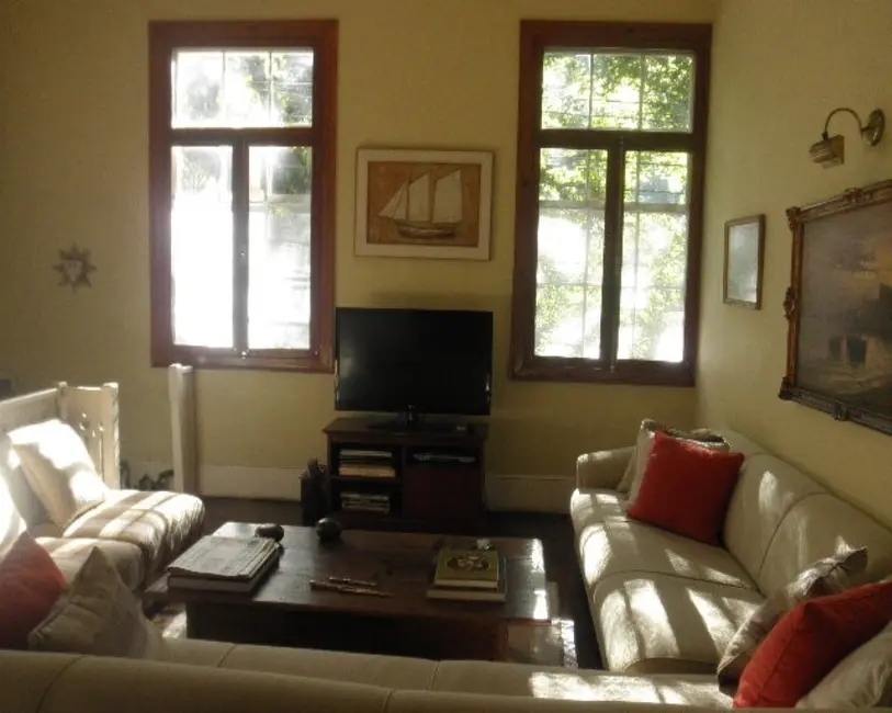 Casa com 3 quartos à venda, 250m2 em Centro, Petropolis - RJ - imagem 5 Foto 5 de Casa com 3 quartos à venda, 250m2 em Centro, Petropolis - RJ