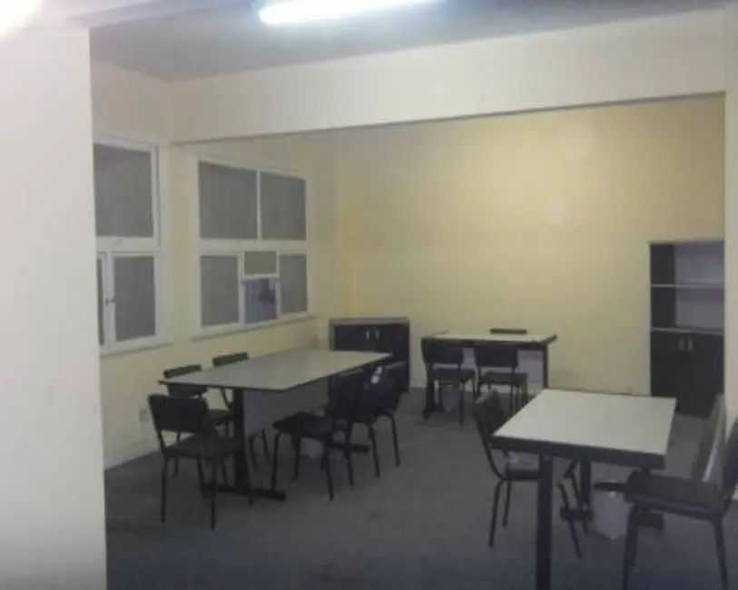 Sala Comercial à venda, 65m2 em Saúde, Rio De Janeiro - RJ - imagem 4 Foto 4 de Sala Comercial à venda, 65m2 em Saúde, Rio De Janeiro - RJ