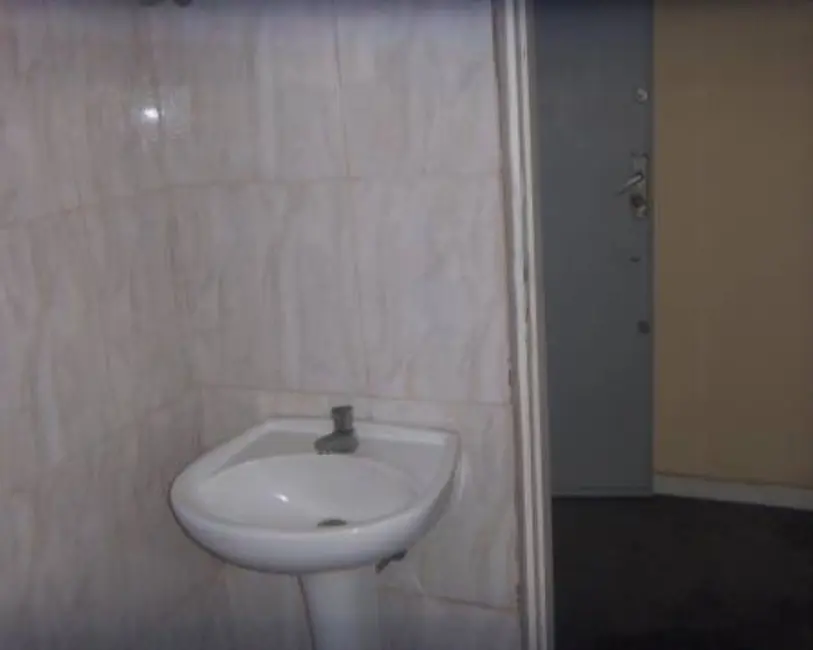 Sala Comercial à venda, 65m2 em Saúde, Rio De Janeiro - RJ - imagem 9 Foto 9 de Sala Comercial à venda, 65m2 em Saúde, Rio De Janeiro - RJ