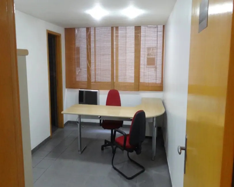 Sala Comercial à venda, 84m2 em Centro, Rio De Janeiro - RJ - imagem 3 Foto 3 de Sala Comercial à venda, 84m2 em Centro, Rio De Janeiro - RJ