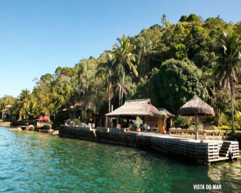 Casa com 8 quartos para alugar, 600m2 em Angra Dos Reis - RJ - imagem 4 Foto 4 de Casa com 8 quartos para alugar, 600m2 em Angra Dos Reis - RJ