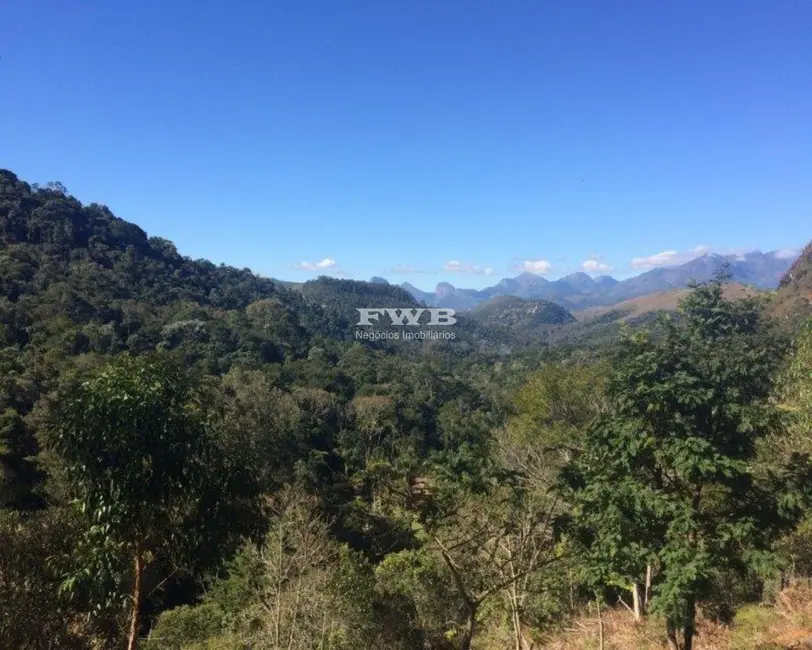 Foto 1 de Terreno / Lote à venda, 2500m2 em Araras, Petropolis - RJ