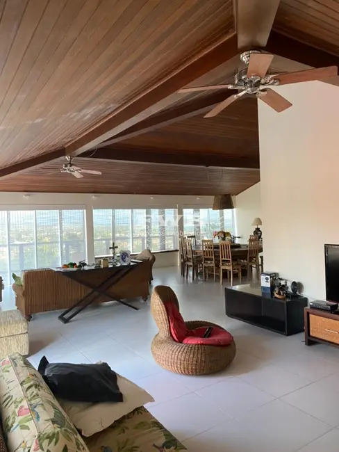 Foto 9 de Casa com 4 quartos para alugar, 190m2 em Armacao Dos Buzios - RJ