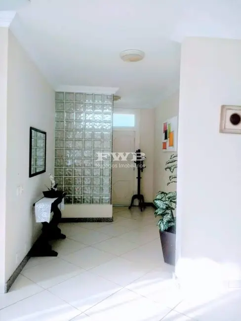 Foto 3 de Casa com 7 quartos à venda, 460m2 em Frade (Cunhambebe), Angra Dos Reis - RJ