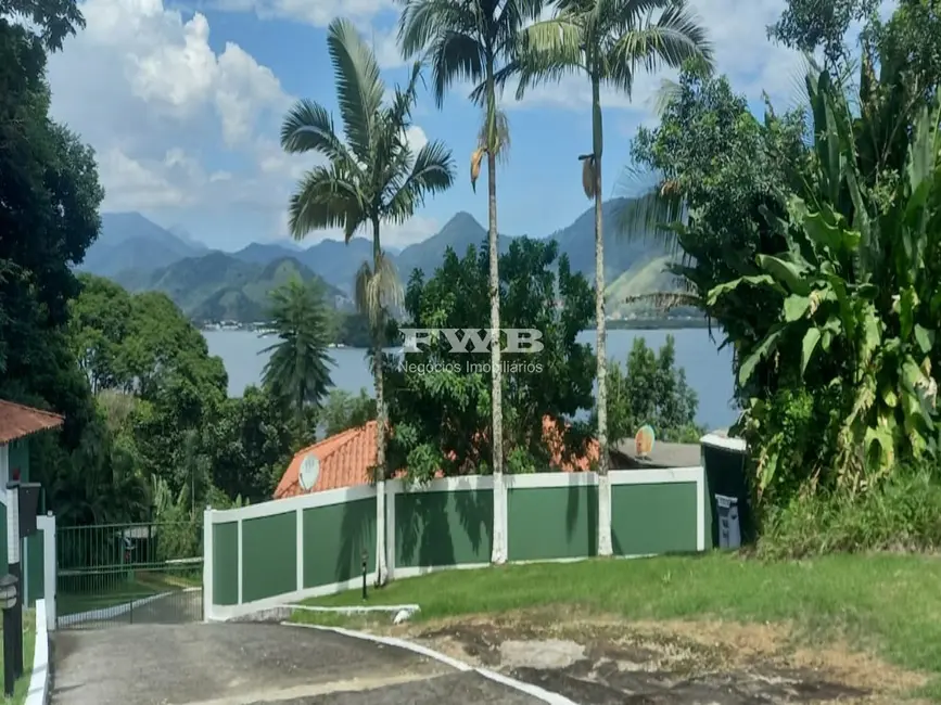 Foto 1 de Terreno / Lote à venda em Angra Dos Reis - RJ