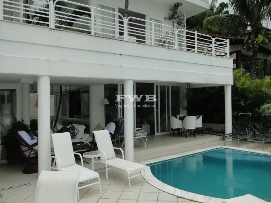 Foto 2 de Casa com 6 quartos à venda, 450m2 em Mombaça, Angra Dos Reis - RJ