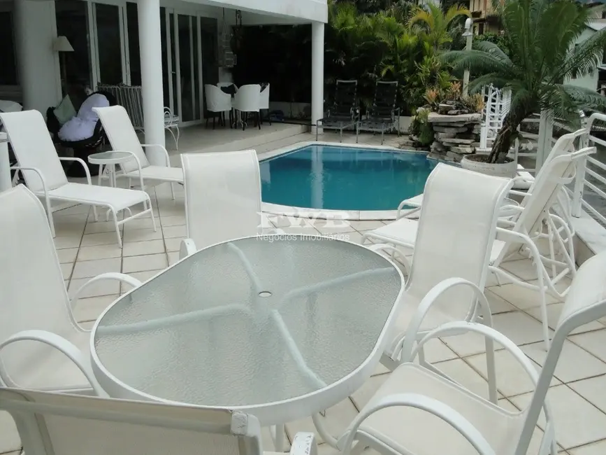 Foto 4 de Casa com 6 quartos à venda, 450m2 em Mombaça, Angra Dos Reis - RJ