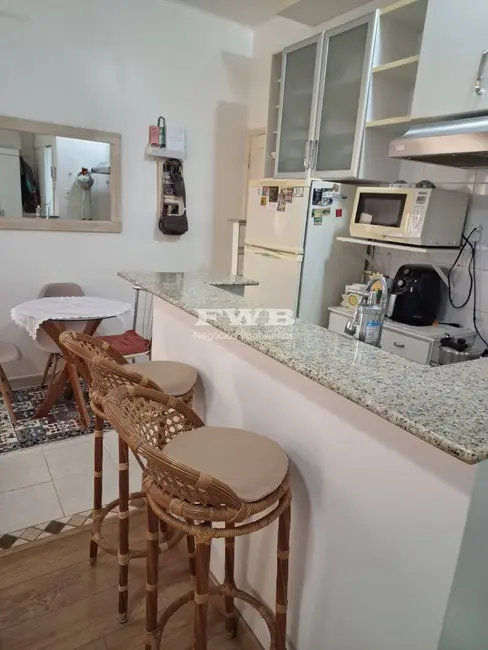 Foto 7 de Apartamento com 1 quarto à venda, 32m2 em Leme, Rio De Janeiro - RJ