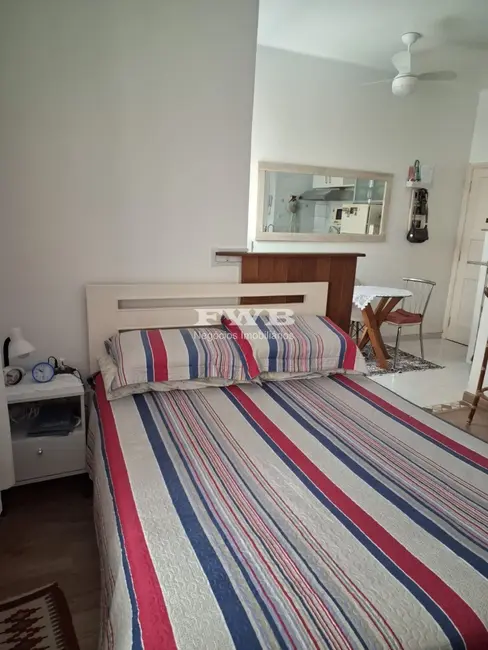 Foto 3 de Apartamento com 1 quarto à venda, 32m2 em Leme, Rio De Janeiro - RJ