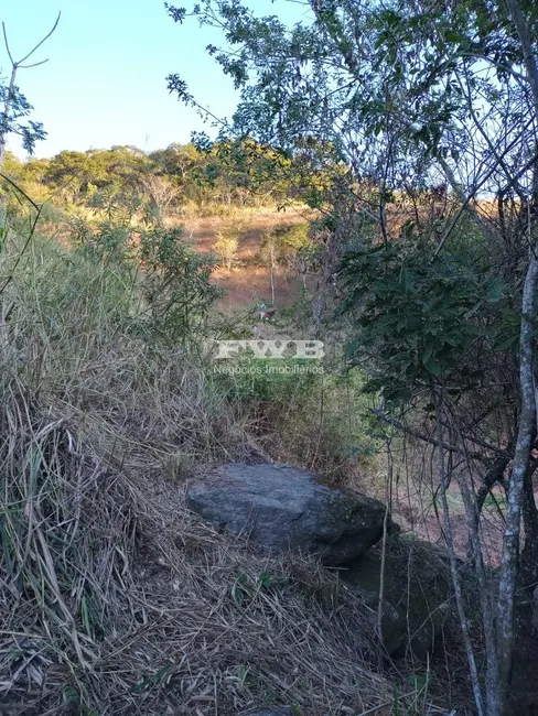 Foto 11 de Terreno / Lote à venda em Araras, Petropolis - RJ