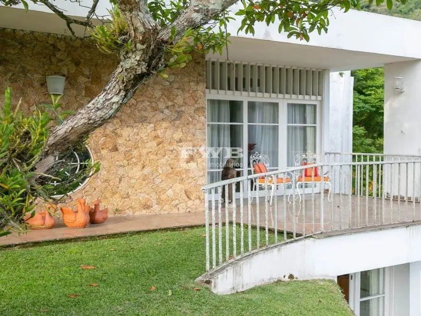 Casa com 7 quartos à venda, 744m2 em Bom Retiro, Teresopolis - RJ - imagem 3 Foto 3 de Casa com 7 quartos à venda, 744m2 em Bom Retiro, Teresopolis - RJ