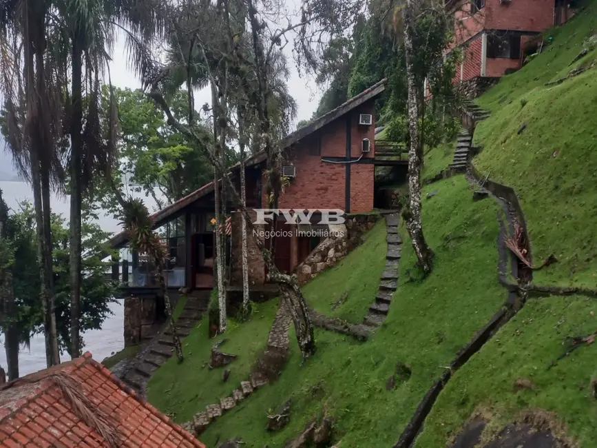 Foto 1 de Casa com 6 quartos à venda, 600m2 em Angra Dos Reis - RJ