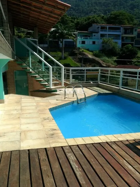 Foto 1 de Apartamento com 3 quartos à venda, 250m2 em Garatucaia, Angra Dos Reis - RJ