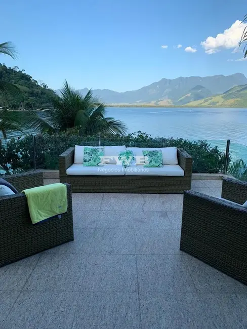 Casa de Condomínio com 6 quartos para alugar, 800m2 em Angra Dos Reis - RJ - imagem 9 Foto 9 de Casa de Condomínio com 6 quartos para alugar, 800m2 em Angra Dos Reis - RJ