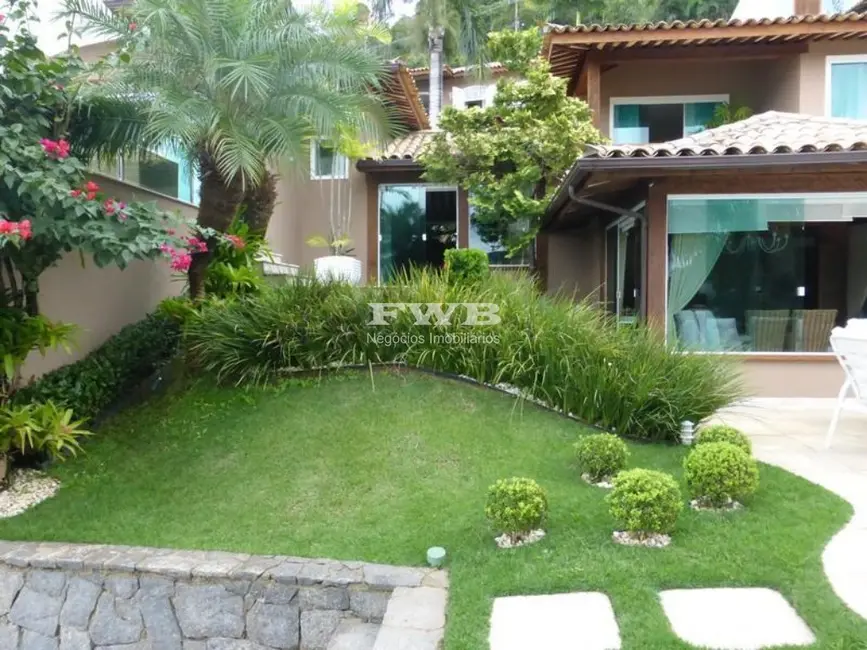 Casa de Condomínio com 6 quartos para alugar, 800m2 em Angra Dos Reis - RJ - imagem 4 Foto 4 de Casa de Condomínio com 6 quartos para alugar, 800m2 em Angra Dos Reis - RJ