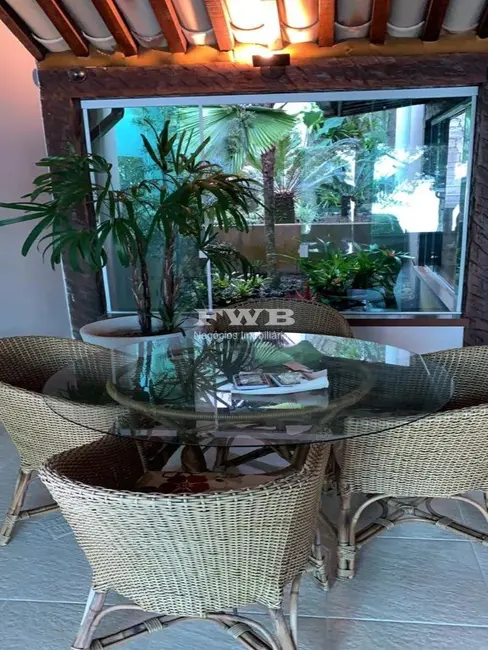 Casa de Condomínio com 6 quartos para alugar, 800m2 em Angra Dos Reis - RJ - imagem 8 Foto 8 de Casa de Condomínio com 6 quartos para alugar, 800m2 em Angra Dos Reis - RJ