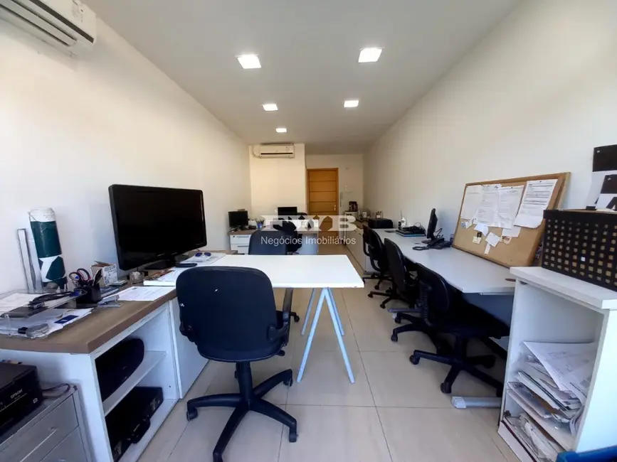 Sala Comercial à venda, 30m2 em Itanhangá, Rio De Janeiro - RJ - imagem 4 Foto 4 de Sala Comercial à venda, 30m2 em Itanhangá, Rio De Janeiro - RJ