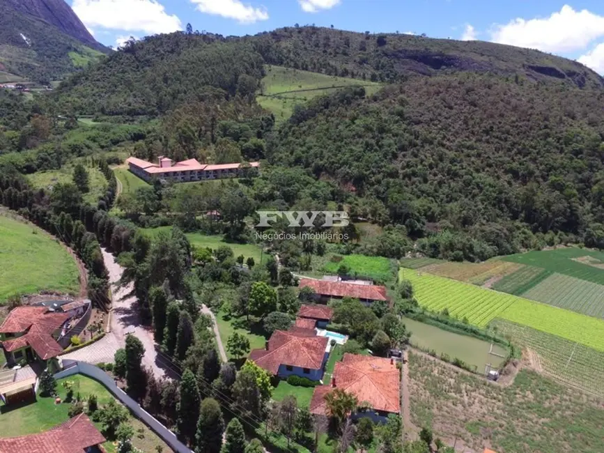 Fazenda / Haras com 48 quartos à venda, 142000m2 em Fonte Santa, Teresopolis - RJ - imagem 4 Foto 4 de Fazenda / Haras com 48 quartos à venda, 142000m2 em Fonte Santa, Teresopolis - RJ