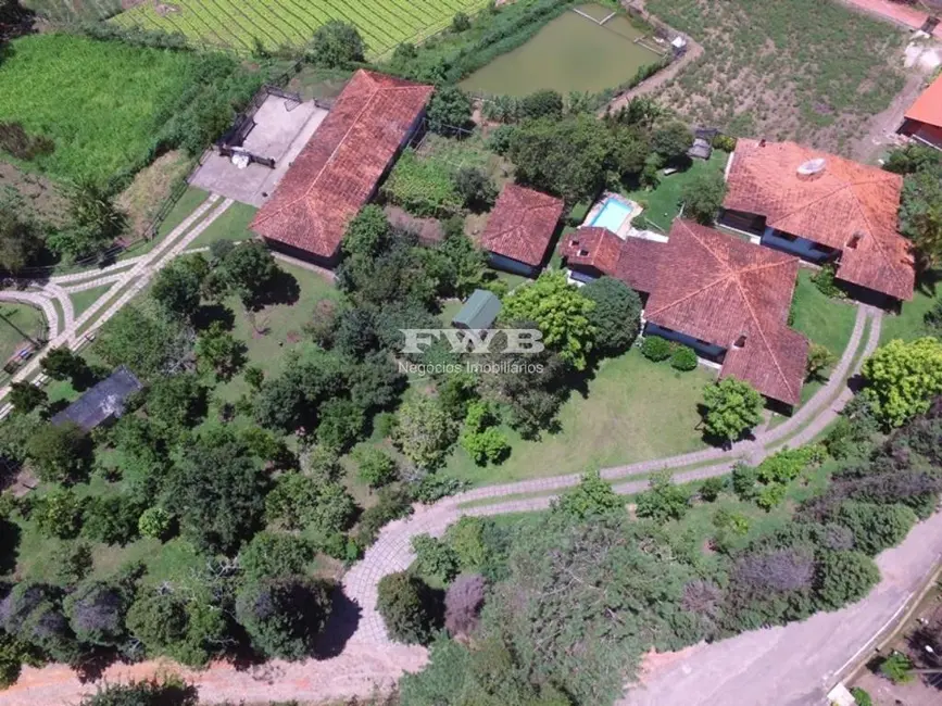 Fazenda / Haras com 48 quartos à venda, 142000m2 em Fonte Santa, Teresopolis - RJ - imagem 2 Foto 2 de Fazenda / Haras com 48 quartos à venda, 142000m2 em Fonte Santa, Teresopolis - RJ
