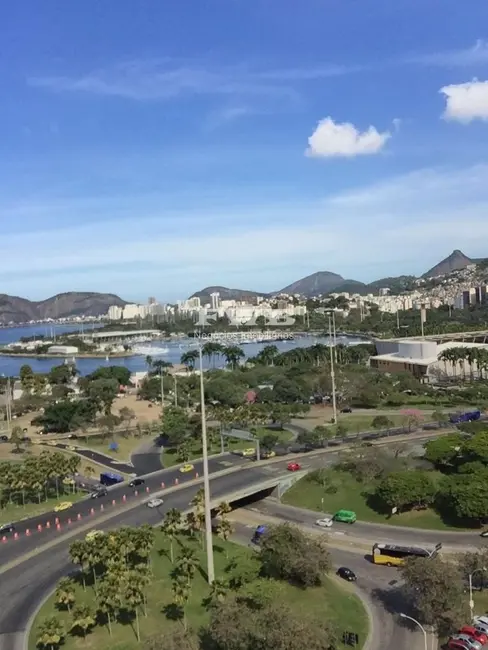 Sala Comercial à venda, 75m2 em Centro, Rio De Janeiro - RJ - imagem 3 Foto 3 de Sala Comercial à venda, 75m2 em Centro, Rio De Janeiro - RJ
