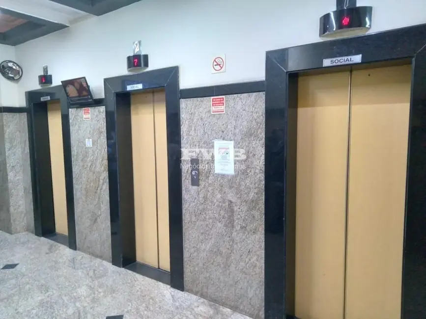 Sala Comercial à venda e para alugar, 335m2 em Centro, Rio De Janeiro - RJ - imagem 8 Foto 8 de Sala Comercial à venda e para alugar, 335m2 em Centro, Rio De Janeiro - RJ